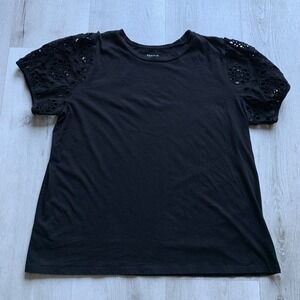 Torrid‎ Women's Classic Fit Sz 2 Black Eyelet Puff Sleeve T-Shirt